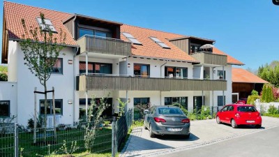 moderne  2-Raum-Wohnung mit gehobener Innenausstattung, sonnigem Balkon und EBK in Nesselwang
