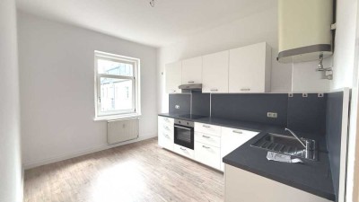 Familienfreundliche, zusammengelegte 5 - Zimmer- Wohnung