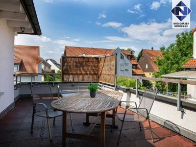 4-Zimmer-Wohnung mit Dachterrasse und zwei Arbeitszimmern im Ober- und Dachgeschoss eines 2-FH