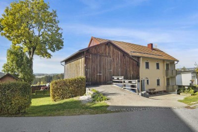 *Provisionsfrei* Außergewöhnliches Einfamilienhaus mit Stall & Stadel in ruhiger Naturlage