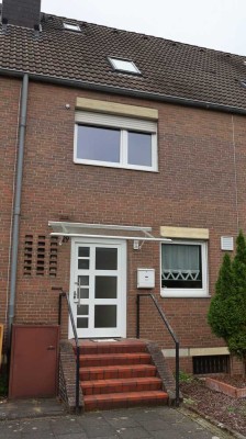 Charmantes  Reihenhaus inkl. Garage – ideal für junge Familien!