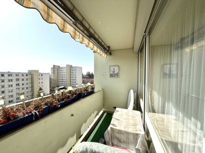 Über den Dächern von Regensburg: Charmante 3,5-Zimmer-Wohnung mit Weitblick