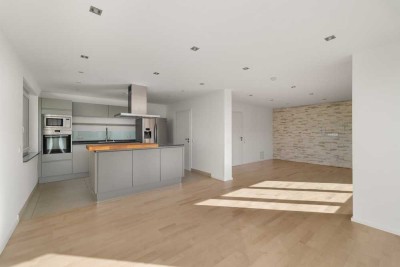 Wohnen mit Stil am Michelsberg: Sofort bezugsfreie, großzügiges 3-Zimmer-Wohnung