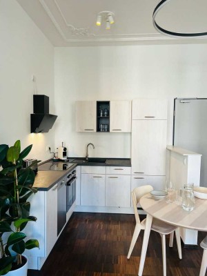 Leipzig Zentrum – Exklusive Zwischenmiete: Belle Etage, Hochwertig Möbliert & All-Inclusive!