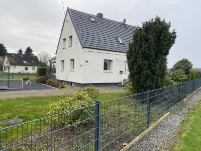 Einfamilienhaus in Alpen, Menzelen