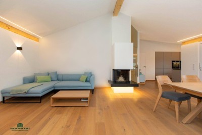 Neubau-Penthouse: moderne Ausstattung &amp; Top-Lage nur Minuten vom See!