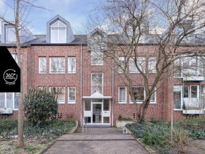 Düsseldorf-Kaiserswerth: Helle, modernisierte Dachgeschosswohnung mit TG-Stellplatz