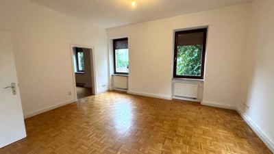 Helle, renovierte 3 ZKB Altbau-Wohnung, Weinheim-Stadt