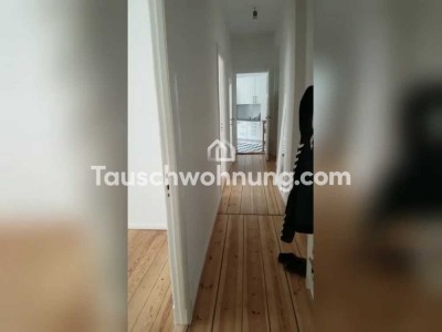 Tauschwohnung: Sanierte Altbauwohnung mit Balkon in Charlottenburg