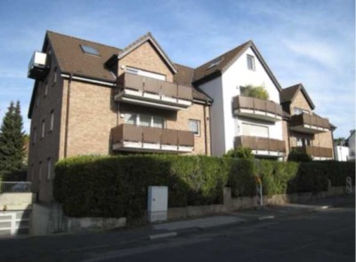 Zentrale und doch ruhig gelegene Maisonette-Wohnung im Herzen von Schlebusch