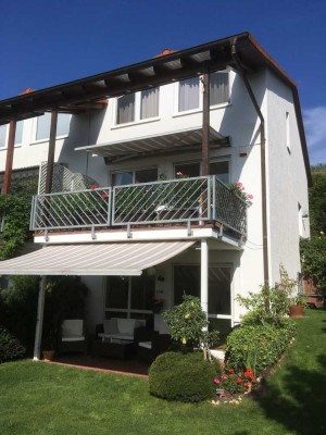 Moderne Doppelhaushälfte mit Garten in Bensheim-Auerbach