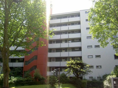 Schöne und gepflegte 3-Raum-Wohnung in Köln Weiden