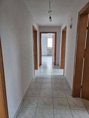 Schöne 3-Zimmer-Dachgeschosswohnung in Kerpen.  Erstbezug nach Renovierung