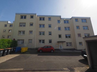 WOHNUNG MIT BLICK ÜBER DIE STADT: 2.OG MIT BALKON