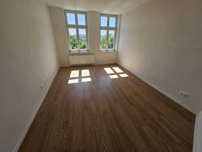 Charmante 2- Zimmerwohnung im schönen Buckau inkl. Balkon+Tageslichtbad mit Wanne+Abstellraum
