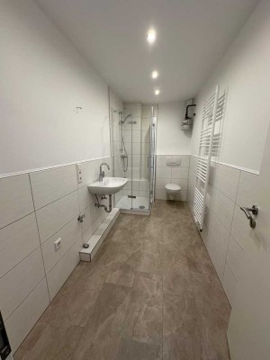 Barsinghausen, Saarstrasse, sanierte Wohnung mit Einbauküche