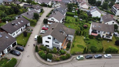 Eine große helle Dachgeschosswohnung mit 2 Balkonen