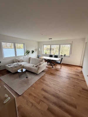 4-Zimmer Wohnung mit Balkon und Garage in Rentweinsdorf