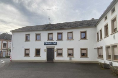 Wohnhaus mit ehemaliger Gaststätte und Pension!