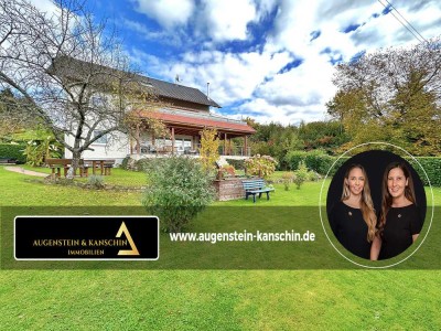 Großzügige Maisonette-Wohnung mit Einfamilienhaus-Charakter und großem Garten!