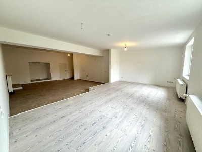 Stilvolle 2,5-Zimmer-Wohnung – frisch renoviert & sofort bezugsfrei!