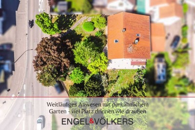 Weitläufiges Anwesen mit parkähnlichem Garten - viel Platz drinnen wie draußen