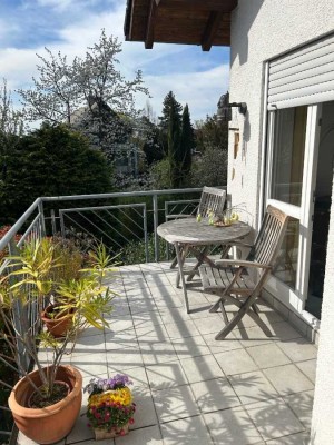 Zauberhafte 2 Zimmer Wohnung  mit offener Küche  und Balkon in Jugenheim zu verkaufen