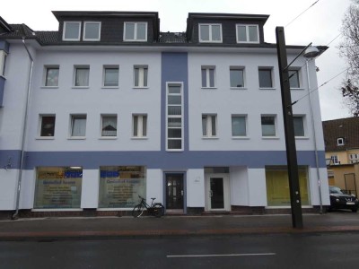 Helle Dachgeschosswohnung mit EBK und Duschbad mit Fenster sucht Nachmieter zum 01.02.2026