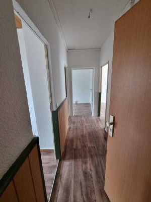 Renovierte 2 Zimmer Wohnung mit Balkon in 02959 Schleife