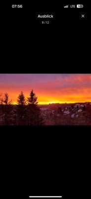 Große, helle Wohnung mit Balkon, schöner Aussicht und Einbauküche – Besichtigung nach Vereinbarung