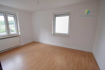 2 Zimmer Wohnung UG