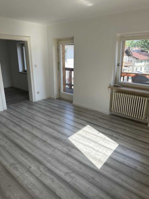Gemütliche kleine  2-Zimmer-Wohnung mit Balkon in Schliersee