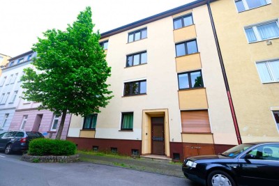 Bochum-Mitte: 4,5 Zimmer Wohnung mit Balkon! WG-Geeignet!