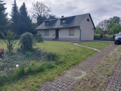 Preiswertes 2,5-Raum-Haus in Sitzenroda Schildau (Wochenendhaus, Ferienhaus oder später neu Bauen)