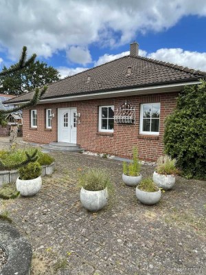 Gepflegter Walmdachbungalow in bevorzugter, ruhiger Wohngegend von Wahlstedt