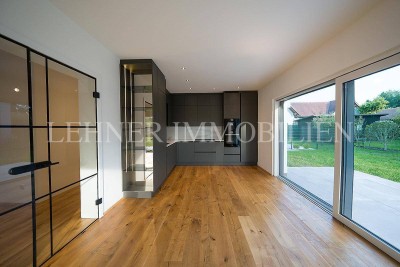 * FELDKIRCHEN BEI GRAZ * EXKLUSIVE GARTENWOHNUNG MIT SCHÖNEM EIGENGARTEN IN GRÜNRUHELAGE NAHE DEM MURRADWEG *