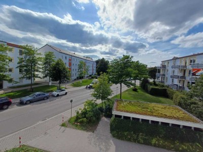 Ideal für Familien: 3-Zimmer-Wohnung mit Balkon im Hasenbergl