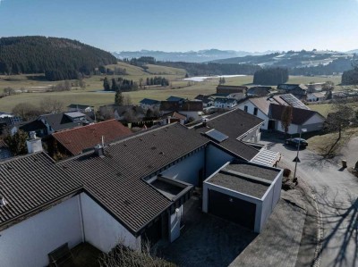 AUSSICHTSREICH.REPRÄSENTATIV.NATURNAH. - Stilvolles Wohnen vor malerischem Allgäuer-Alpenpanorama