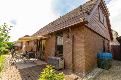 154 m² großes Einfamilienhaus mit 6 Schlafzimmern, Garage und Carport in bevorzugter Woh