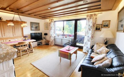 Den Chiemsee in der Nähe! 
Gepflegte 3 Zi.-Wohnung mit großem Balkon in Seebruck am Chiemsee
