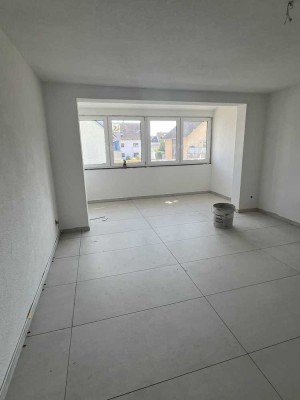 Erstbezug nach Sanierung mit Balkon: schöne 3-Zimmer-Wohnung in Rheinstetten