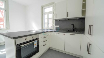 Lichtdurchflutete 2-Zimmer-Wohnung mit Bora-Kochfeld und Einbauküche