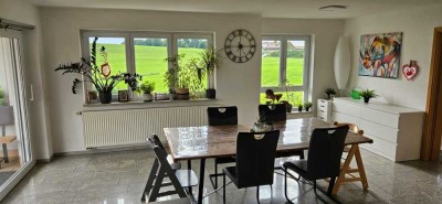 Helle 4-Zimmer Übergangs-Wohnung in Neukirch