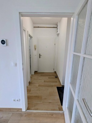 Erstbezug nach umfangreicher Sanierung: Hochwertige 2-Zimmer-Wohnung im Mezzanin in 2232 Deutsch-Wagram