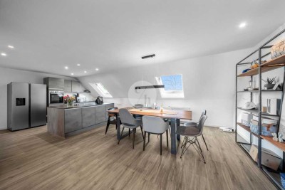 Moderne und schöne 3 Zi. Dachgeschosswohnung in FR-Hochdorf