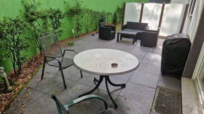 Erdgeschosswohnung mit Terrasse