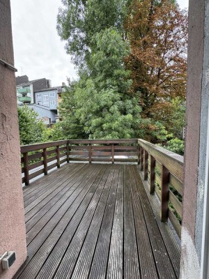 2-Zimmer-Dachgeschosswohnung mit Terrasse in zentraler Lage