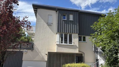 Helle 3,5 Zimmer Maisonette-Wohnung provisionsfrei inkl. Stellplatz