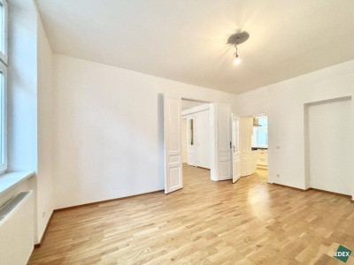 Charmante 3-Zimmer Altbauwohnung mit Balkon und externer Terrasse