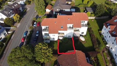 Erdgeschosswohnung mit Terrasse und kleinem Garten